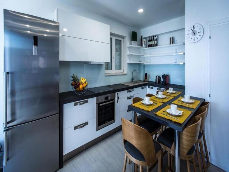 Bleu Villa - Three Bedroom Villa With Balcony And City View Ντουμπρόβνικ Εξωτερικό φωτογραφία